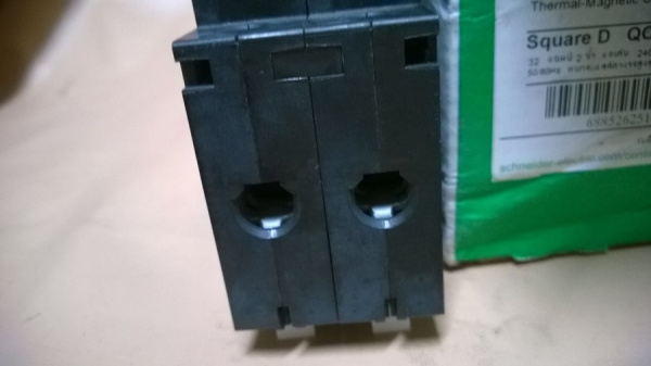 เมนSquare-D 2 pole 16A + 20A + 32A  ขายรวม23ตัว