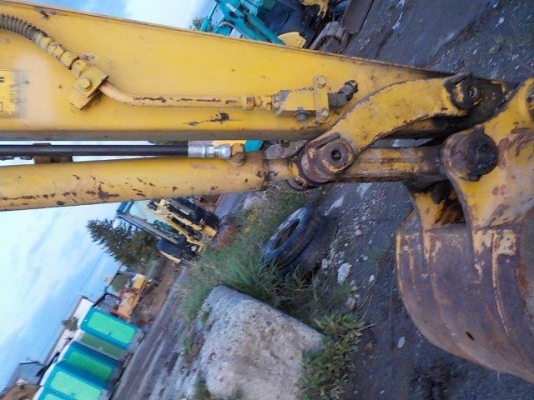 Komatsu PC40MR-2 เก่านอกญี่ปุ่นไม่มีเคยใช้ในไทย Komatsu PC40MR-2 เก่านอกญี่ปุ่นไม่มีเคยใช้ในไทย