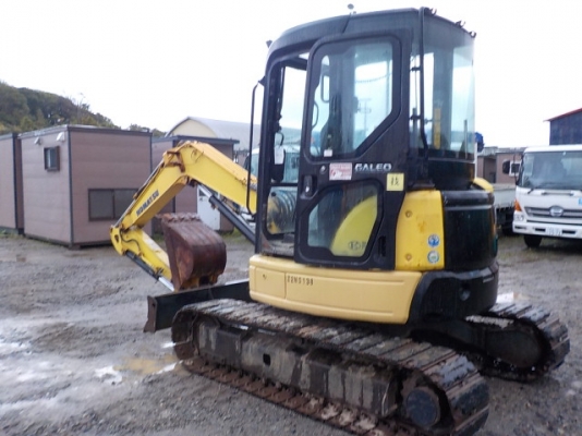 Komatsu PC40MR-2 เก่านอกญี่ปุ่นไม่มีเคยใช้ในไทย Komatsu PC40MR-2 เก่านอกญี่ปุ่นไม่มีเคยใช้ในไทย