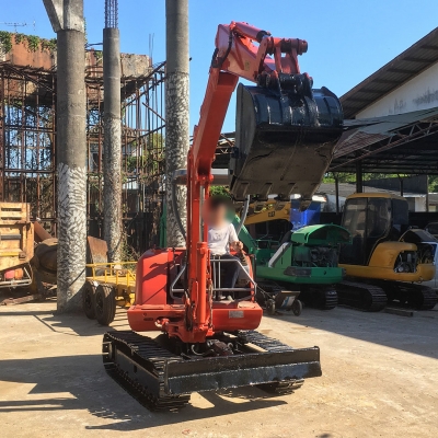 รถขุด Hitachi รุ่น EX30 ขนาด 3 ตัน