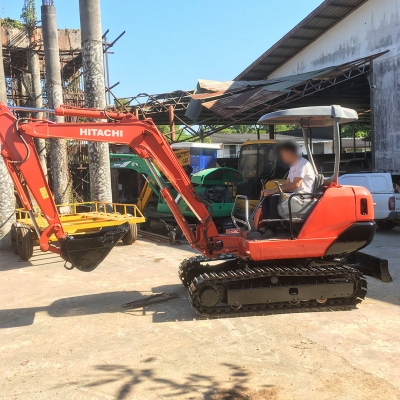 รถขุด Hitachi รุ่น EX30 ขนาด 3 ตัน