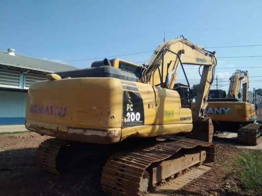 KOMATSU pc 200-8 N 1 ลายหัวเจาะพร้อม ไฟฟ้าครับ เครื่องดี ปั้มแรง เอวแน่น ช่วงล่างเต็ม เอกสารเล่มทะเบียน ราคา 985,000 รถอยู่ นครราชสีมา 064-191-1112