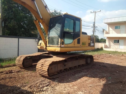 KOMATSU pc 200-8 N 1 ลายหัวเจาะพร้อม ไฟฟ้าครับ เครื่องดี ปั้มแรง เอวแน่น ช่วงล่างเต็ม เอกสารเล่มทะเบียน ราคา 985,000 รถอยู่ นครราชสีมา 064-191-1112