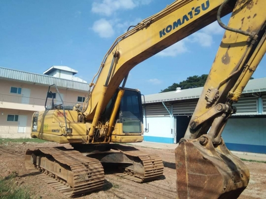 KOMATSU pc 200-8 N 1 ลายหัวเจาะพร้อม ไฟฟ้าครับ เครื่องดี ปั้มแรง เอวแน่น ช่วงล่างเต็ม เอกสารเล่มทะเบียน ราคา 985,000 รถอยู่ นครราชสีมา 064-191-1112