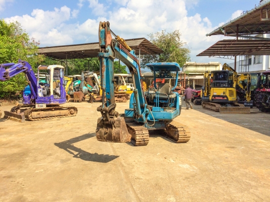 รถขุดเล็ก KUBOTA รุ่น K-035 ขนาด 3.5 ตัน