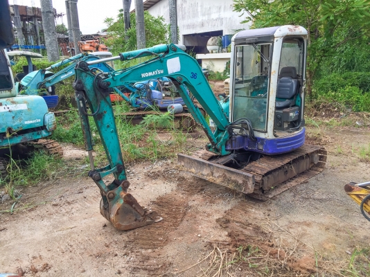 รถขุดเล็ก KOMATSU รุ่น PC30 ขนาด 3 ตัน
