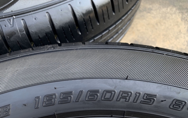 ยางใหม่ป้ายแดง 185-60-15 Dunlop ปลายปี 19 ใหม่ยกห้าง สวยกริ๊บ