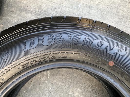 ยางใหม่ป้ายแดง 215-70-15 Dunlop ปี 19 สวยกริ๊บ ยางใหม่ป้ายแดง 215-70-15 Dunlop ปี 19 สวยกริ๊บ