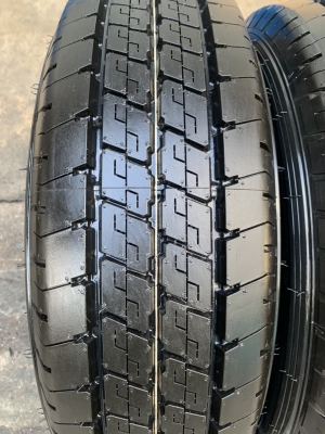 ยางใหม่ป้ายแดง 215-70-15 Dunlop ปี 19 สวยกริ๊บ ยางใหม่ป้ายแดง 215-70-15 Dunlop ปี 19 สวยกริ๊บ