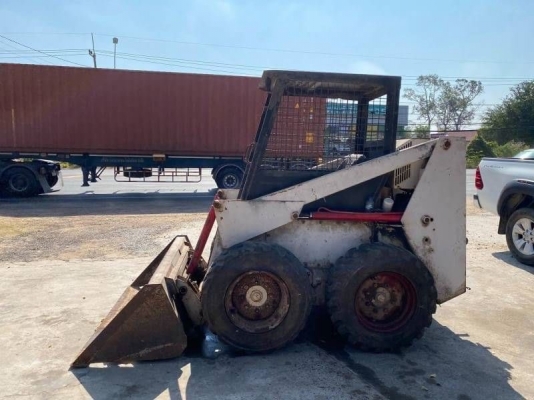 มาใหม่ อีกคัน 98,000 รถตักล้อยาง BOBCAT TCM 725 สภาพนำเข้ามา 1 ปี  สนใจ ร้อยเอ็ด โทร 0610710295  สนใจ รายการสินค้า อื่นๆ ที่ เว็ปไชค์ Truck2Hand https://www.truck2hand.com/index.php?actions=content/search&amp;member_id=136193  Facebook ส่วนตัวทัก Http://w