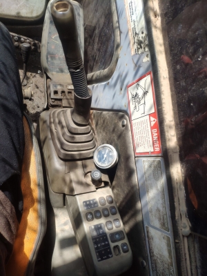 ขายแบคโฮ HITACHI EX200-3 ขายแบคโฮ HITACHI EX200-3