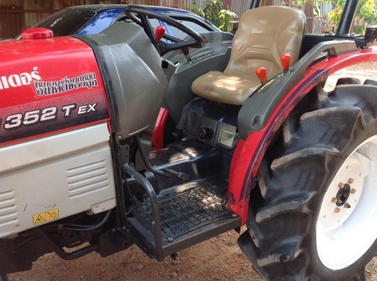 ยันม่าร์ EF352 TEX โฟวิล สภาพสวย พร้อมใช้งาน แถมโรตารี่ให้ด้วย ยันม่าร์ EF352 TEX โฟวิล สภาพสวย พร้อมใช้งาน แถมโรตารี่ให้ด้วย