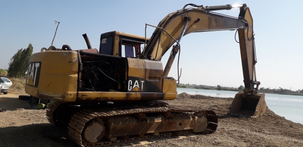 ตัดแยกอะไหล่ CAT320 V2 สนใจโทร 081-8783052 ช่างแหลม