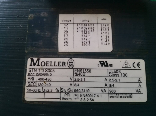หม้อแปลง ยี่ห้อ Moeller input:400-480V output:120-240V สภาพสวยมาก ใช้งานได้ดีปกติ ราคาตัวละ 2,500 บาท+150 ค่าส่งค่ะ มี 1 ตัว