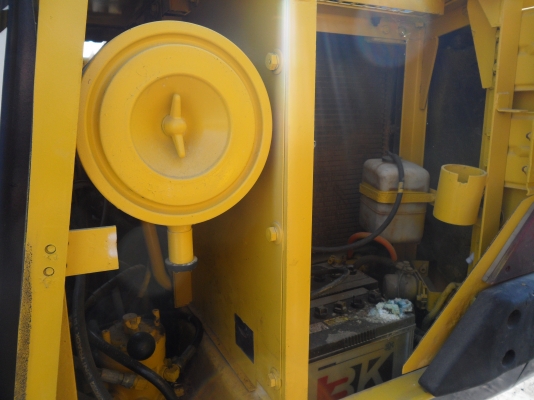 KOBELCO. sk120-1 มาร์คทรี ราคา 690,000สนใจสอบถามได้ครับ 081-989-1989 หรั่งครับ