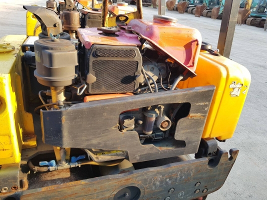 มาถึงแล้ว รถบด1ตัน SAKAI HV60ST ปี2007 ใครหาอยู่รีบเลยครับ มาถึงแล้ว รถบด1ตัน SAKAI HV60ST ปี2007 ใครหาอยู่รีบเลยครับ