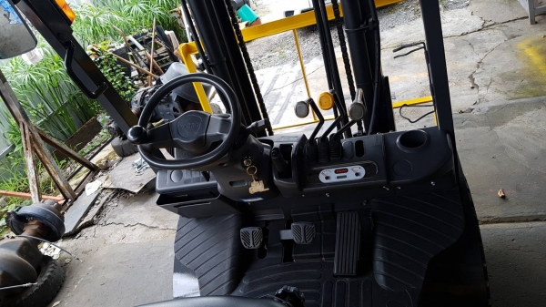 ขายรถยกโฟล์คลิฟท์ TCM ขนาด 3 ตัน เสาสูง 4 เมตร ติดตั้งอุปกรณ์พิเศษไซด์ชิฟ (รถญี่ปุ่น ) ขายรถยกโฟล์คลิฟท์ TCM ขนาด 3 ตัน เสาสูง 4 เมตร ติดตั้งอุปกรณ์พิเศษไซด์ชิฟ (รถญี่ปุ่น )