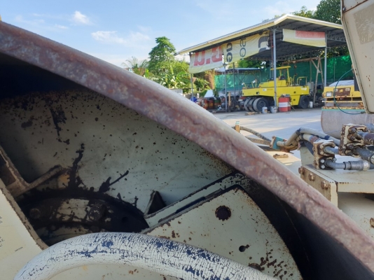 ขายรถบดอัดสั่นสะเทือนล้อเรียบ 10 ตัน Ingersoll Rand SD100D นำเข้าจาก USA แท้ 100\% สภาพสวย ไม่เคยใช้งานในไทย ขายรถบดอัดสั่นสะเทือนล้อเรียบ 10 ตัน Ingersoll Rand SD100D นำเข้าจาก USA แท้ 100\% สภาพสวย ไม่เคยใช้งานในไทย