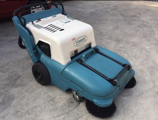 ขายรถทำความสะอาด ยี่ห้อ TENNANT รุ่น 6080 เก่าญี่ปุ่น