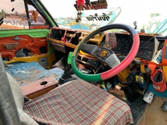 ขาย 15,000 บาท หัว ISUZU NPR หูช้าง แท้จริง สภาพพอใช้ อุปกรณ์ครบ สนใจ  นครปฐม โทร 0610710295  สนใจ รายการสินค้า อื่นๆ ที่ เว็ปไชค์ Truck2Hand https://www.truck2hand.com/index.php?actions=content/search&amp;member_id=136193  Facebook ส่วนตัวทัก Http://www.