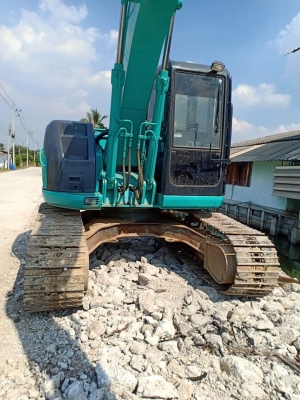 ขายKOBEKCO SK130SR เก่าใน  สภาพดี  เครื่องปั๊มแห้ง  ลองระบบกันได้ทุกวัน โทร 089-3818694 จ๊อย