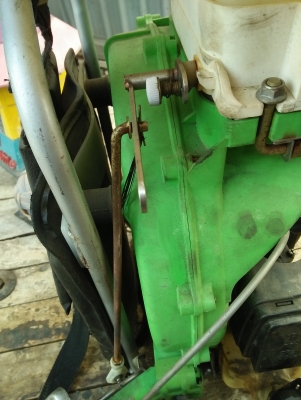 เครื่องพ่นลมพ่นปุ๋ย เครื่องพ่นลมพ่นปุ๋ย