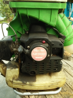 เครื่องพ่นลมพ่นปุ๋ย เครื่องพ่นลมพ่นปุ๋ย