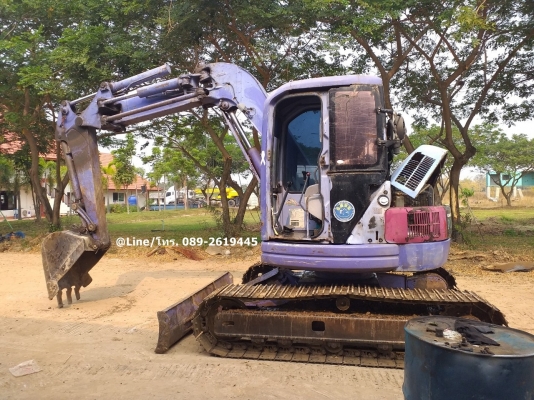 ขายรถขุด Komatsu PC75UU-2 เครื่องยนต์komatsu-4D95L, คอนโทรลน้ำมัน, ปั๊มนิ้ว, หัวตู้แอร์เย็น, รถเดิมใช้งานบริษัท, (มีคลิปตัวอย่างการทำงาน)