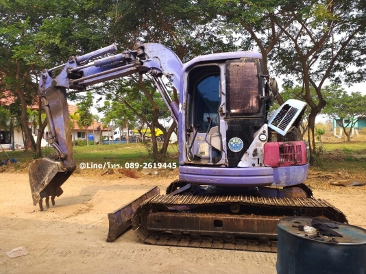 ขายรถขุด Komatsu PC75UU-2 เครื่องยนต์komatsu-4D95L, คอนโทรลน้ำมัน, ปั๊มนิ้ว, หัวตู้แอร์เย็น, รถเดิมใช้งานบริษัท, (มีคลิปตัวอย่างการทำงาน)