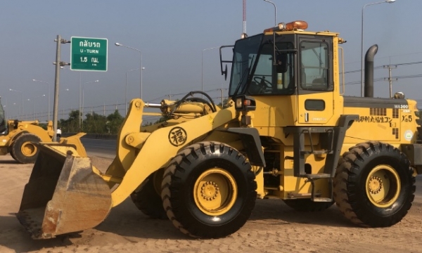 ขายรถตักล้อยาง KOMATSU WA300-3E นำเข้าเองจากญี่ปุ่น สภาพสวยพร้อมใช้งาน มีVDOการทำงานครับ