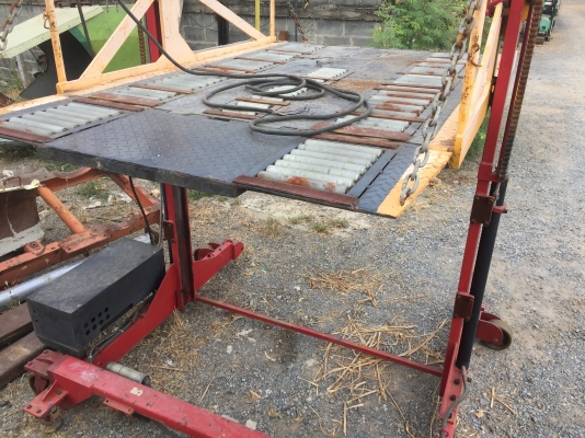 พื้นยก ไฮดรอลิก