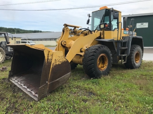 ขายรถตักล้อยาง KOMATSU WA350-3 นำเข้าเองจากญี่ปุ่น สภาพสวยพร้อมใช้งาน ถึงเร็วๆนี้ครับ
