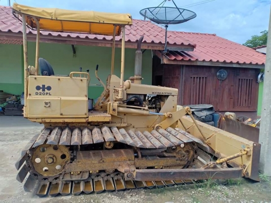ขายKOMATSU D20PL-5 เก่านอกแท้  เดิมๆๆแทรค70สภาพสวยสภาพสวยพร้อมใช้ โทร 089-3818694จ๊อย