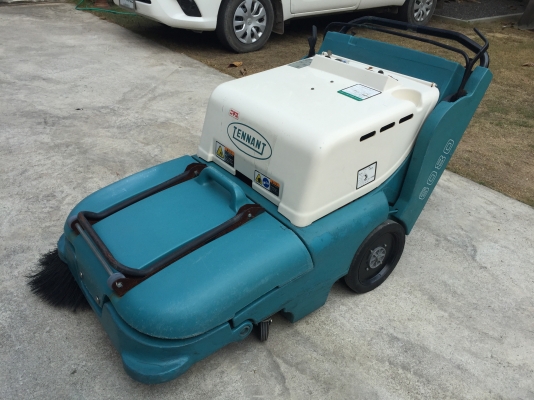 ขายรถทำความสะอาด ยี่ห้อ TENNANT รุ่น 6080 เก่าญี่ปุ่น พร้อมใช้งาน