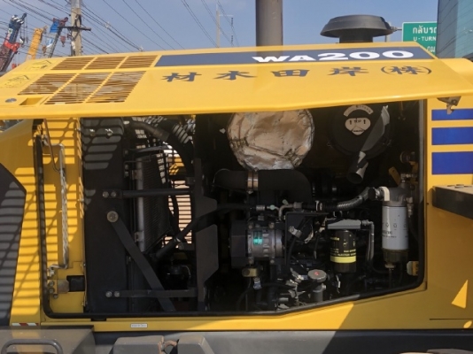 ขายรถตักล้อยาง KOMATSU WA200-6 ปี 2010 รถนอกนำเข้าจากญี่ปุ่น สภาพสวยพร้อมใช้ มีVDOการทำงานครับ