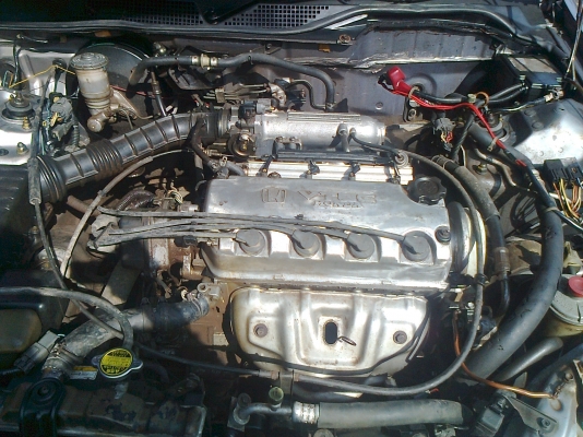 ขายซีวิกเครื่องวีเทคหัวฉีดเดิมๆดรงงานเกียร์ออโต้กระจกไฟฟ้ารีโมทกันขโมยรถได้เดิมบางตะเข็บเดิมๆทั้งคันสะอาดทั้งภายนอกภายในพร้อมใช้งานแอร์เย็นขี่มัน