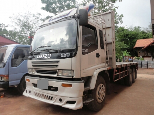 ISUZU DECA ยูโร1 195 Hp ปี 43 กระบะบรรทุกพื้นเรียบครับ