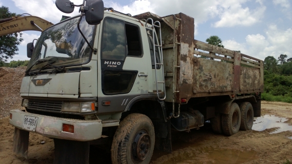 (รถยังอยู่..หลุดมัดจำ..ลงรายละเอียดใหม่..)10ล้อดั้มFM3M NLDห้างแท้ ดั้มหน้าพระลาน