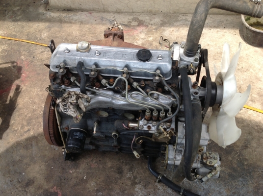 ขายเครื่องเก่าญี่ปุ่น 4 สูบยี่ห้อ Iseki รุ่น E4DA  ขนาด 50 แรงม้า ระบบไดเร็คอินเจ็คชั่นสภาพสวยมากๆ ราคาต่อรองได้