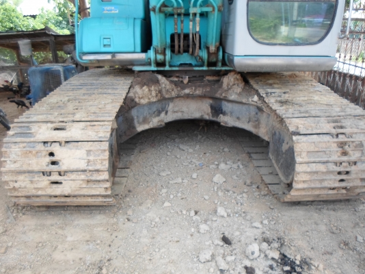 ขายรถแบคโฮ KOBELCO SK200-6  YN10 ไมล์ ชม.12000
