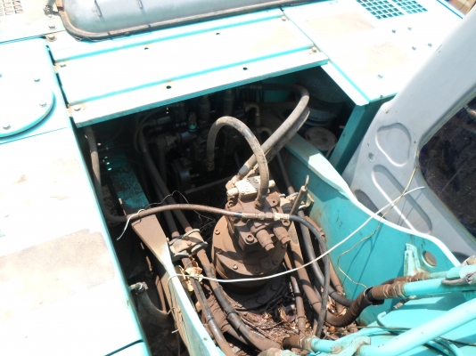 ขายรถแบคโฮ KOBELCO SK200-6  YN10 ไมล์ ชม.12000