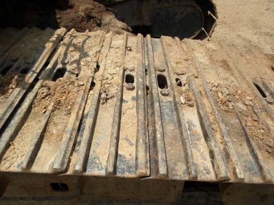 ขายรถแบคโฮ KOBELCO SK200-6  YN10 ไมล์ ชม.12000