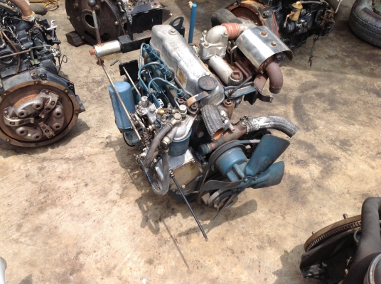 ขายเครื่องดีเซล 3 สูบเก่าญี่ปุ่น ยี่ห้อ นิสสัน รุ่น sd15 เทอร์โบ ขนาด 38 แรง สภาพสวยมากๆ ขายเครื่องดีเซล 3 สูบเก่าญี่ปุ่น ยี่ห้อ นิสสัน รุ่น sd15 เทอร์โบ ขนาด 38 แรง สภาพสวยมากๆ