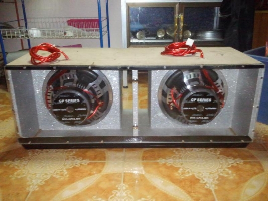 ตู้ฟาดหลังดอก 12 นิ้ว พร้อมลำโพงซับ Bostwick GP SERIES BOS-GP12.4DS 12 นิ้ว