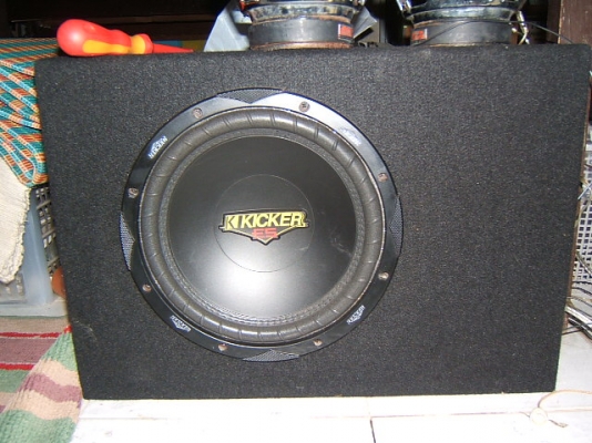 ซับ Kicker ES 104 10 นิ้ว วอยต์เดี่ยว พร้อมตู้