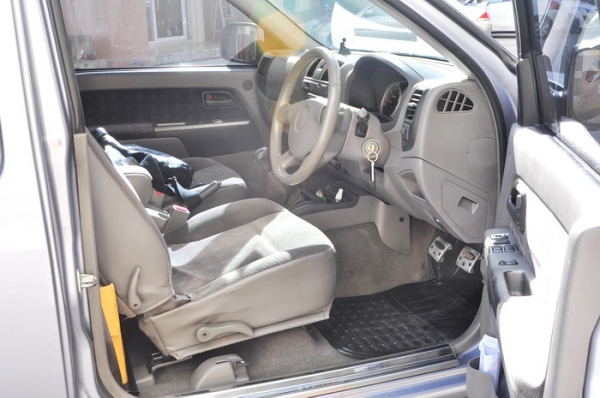 ขายรถกระบะอีซูซุ ดีแม็คแคป DMAX CAB  3000Di turbo SLX รุ่นท้อป ปี 2003