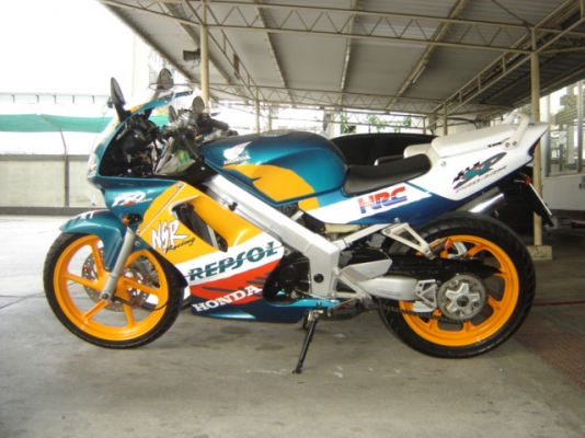 ขาย ด่วน NSR PROARM 150 SP สวยมาก สี เขียวส้ม กทม สีลม