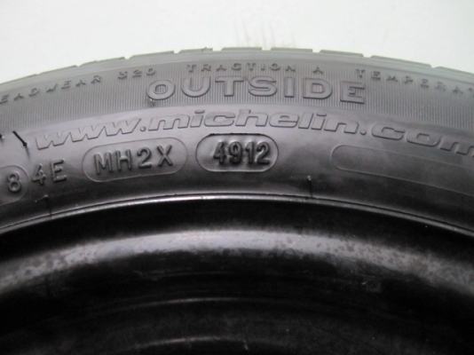 ขายยางพร้อมกะทะและฝาครอบรถ City ป้ายแดง ขนาด 175/65R15 ยางปลายปี 12