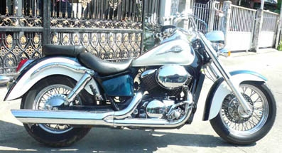 ขาย HONDA รุ่น SHADOW 400 CC. ปี 2000 สีเขียว-ขาว สีเดิมๆจากญี่ปุ่น ทะเบียนแท้ กทต-310 อ่างทอง ราคา 125,000 บาท ขาย HONDA รุ่น SHADOW 400 CC. ปี 2000 สีเขียว-ขาว สีเดิมๆจากญี่ปุ่น ทะเบียนแท้ กทต-310 อ่างทอง ราคา 125,000 บาท