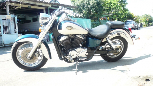 ขาย HONDA รุ่น SHADOW 400 CC. ปี 2000 สีเขียว-ขาว สีเดิมๆจากญี่ปุ่น ทะเบียนแท้ กทต-310 อ่างทอง ราคา 125,000 บาท